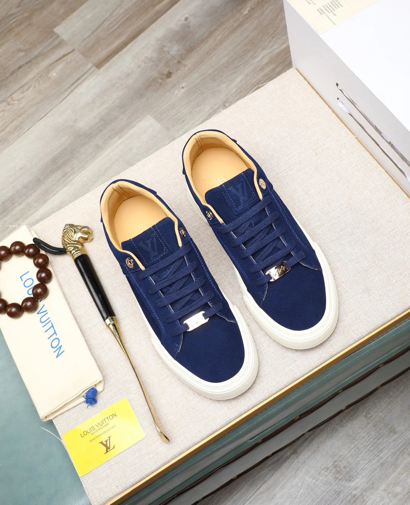 Men's shoes 💰460 [LV～] Men's casual shoes 2025z cabinet sales simultaneously 🔶Size: 38-44 #️⃣ 🔷3 colors🔜The upper is made of multi-material splicing➕cow leather lining, comfortable and breathable, sole: original comfortable and wear-resistant outsole, ⚠️real thing📱photographed🎬real thing is better📢📢📢